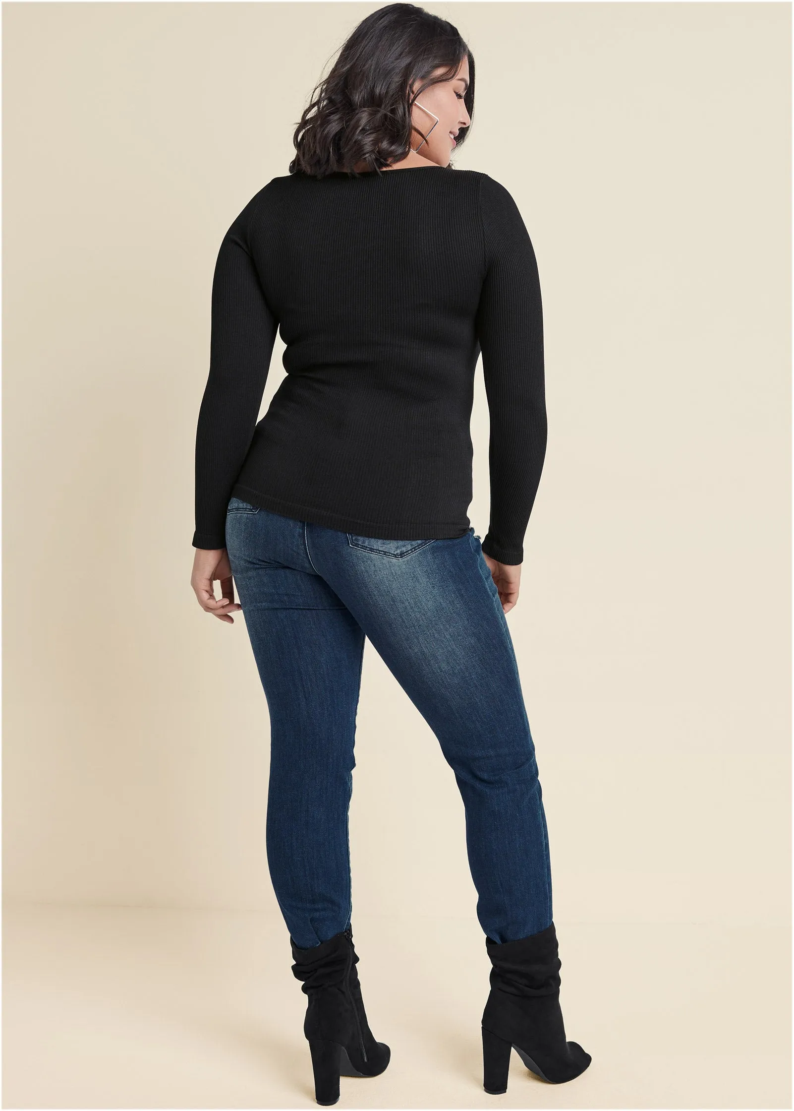Ribbed Smoothing Top  - Black